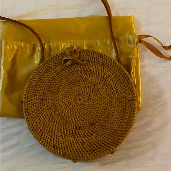 Straw crossbody bag
